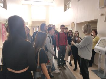 Экскурсия по библиотеке
