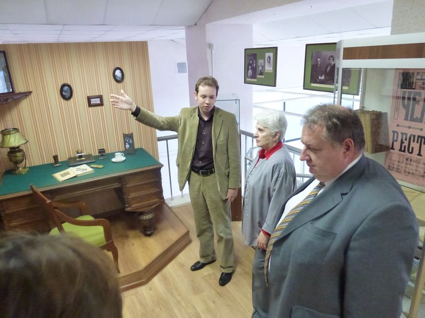 Наталья Солженицына в Музее Шмелева