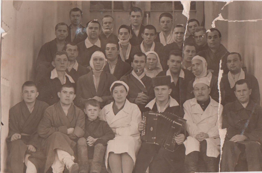 Пациенты десятой палаты (фото из домашнего архива)