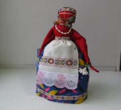Пасхальная кукла