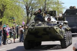 Песни о российской армии. Парад военной техники