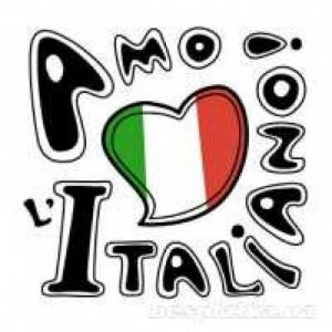 флаг италии и надпись на итальянском языке
