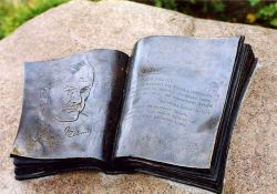 Памятник Томасу Манну