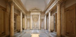 Реконструкция библиотеки Ульпия на форуме Траяна