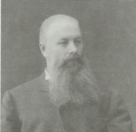Докучаев