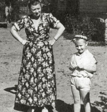 Андрей Миронов с мамой