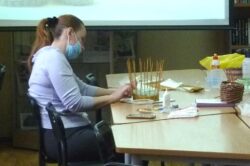 Мастер-класс по плетению из газетных трубочек