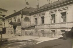 Дом № 11 по Старопименовскому переулку в котором жил Д. И. Иловайский