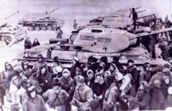 Передача танков воинским частяь в Костерево. Январь 1942 г.