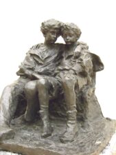 П. П. Трубецкой. Скульптура «Дети Трубецкие» (Владимир и Николай). 1900 год.
