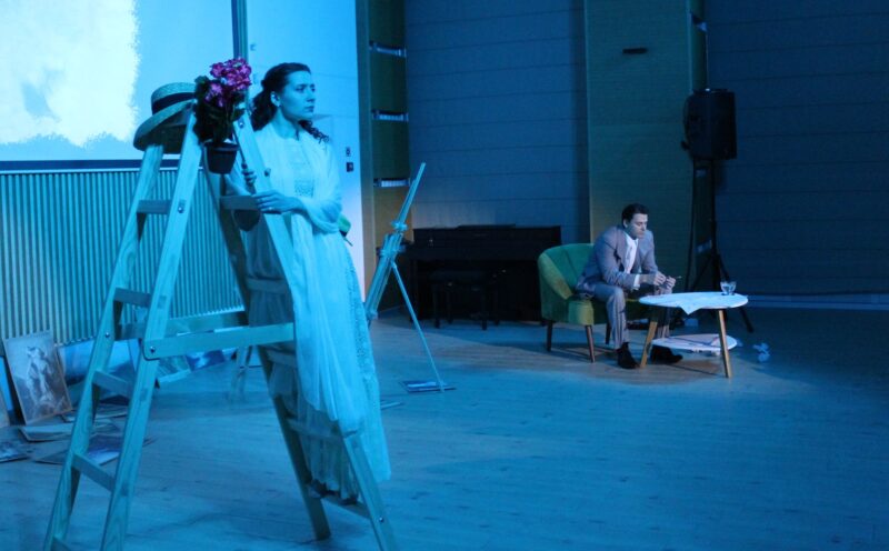 Спектакль "Ася" в постановке творческого проекта Ольги Гуниной «Театр-салон «Актеры и авторы» прошел в библиотеке