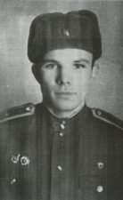 Гагарин курсант Чкаловского училища