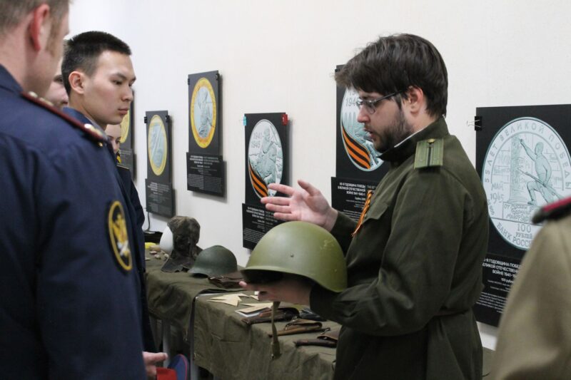 выставка «Минувших дней живая память»