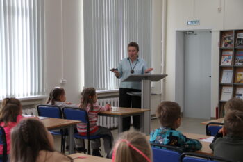 От улыбки станет всем светлей