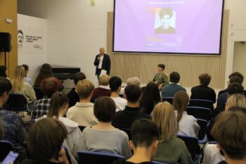 «Киноперемена» в научной библиотеке. Встреча с Артемом Сарибековым