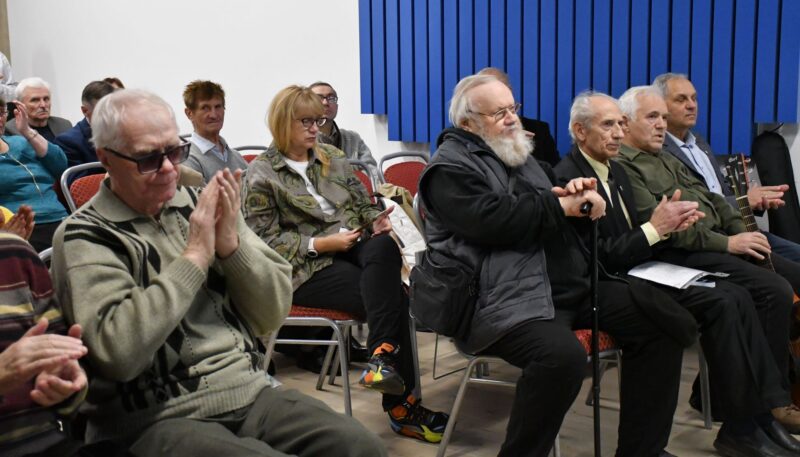 Сборник «Победы немеркнущий свет» представлен читателям