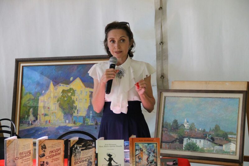 Музыкальная презентация сборника метафорических сказок Ясны Малицкой «Муха, Ваза и прочие Лошади»