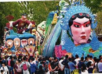 маски из Пекинской оперы