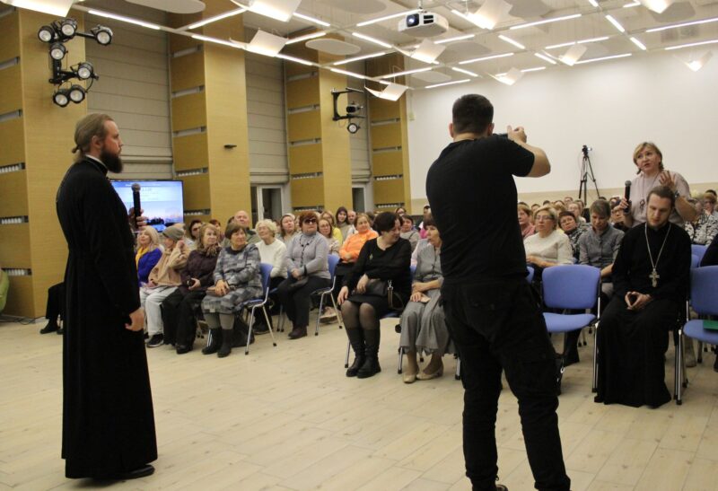 Вопросы митрополиту из зала