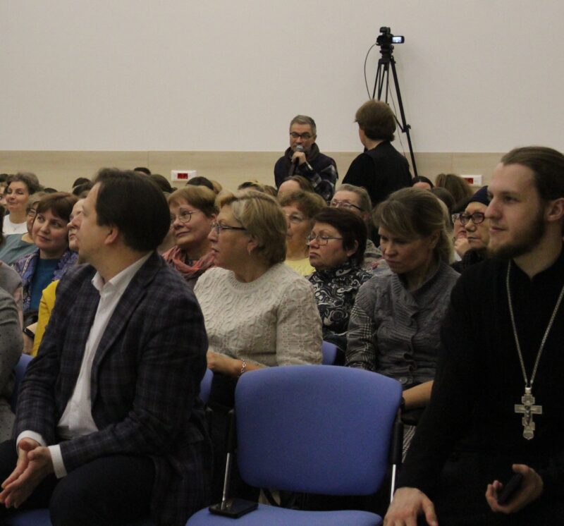 Вопросы митрополиту из зала