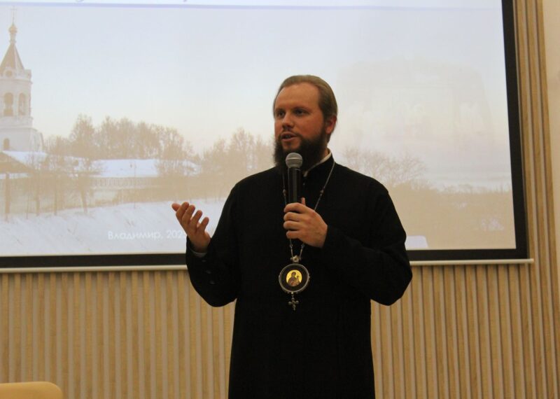 Вопросы в зал