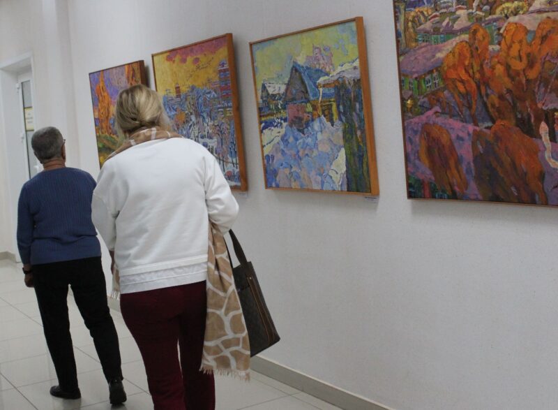 Открытие выставки Дмитрия Холина «Зимние истории» состоялось в научной библиотеке