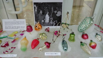 Елочные игрушки