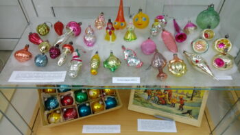 Елочные игрушки