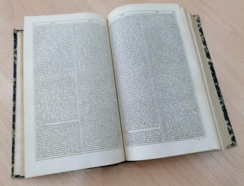 Биографический словарь. Разворот