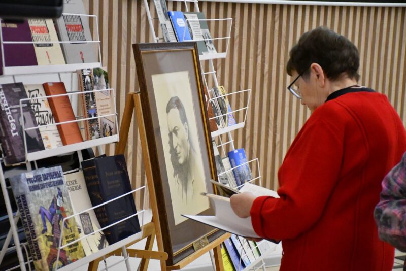 Выставка изданий о Булыгине