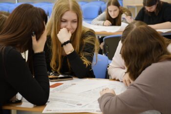 участники игры "Владимир военный"