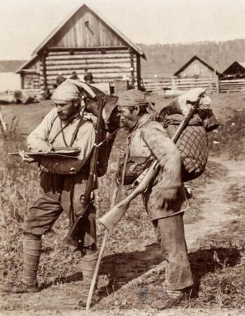 В. К. Арсеньев и Дерсу Узала